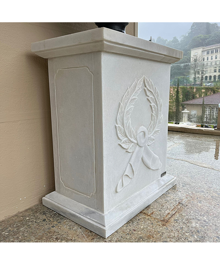 imagem do produto Base em Mármore Branco 80cm VRMP339 Sofisticação e Destaque