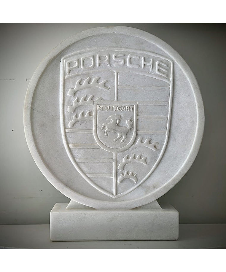 imagem do produto Bras�o Porsche M�rmore Branco 46cm - VRMP369
