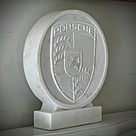 imagem do produto Bras�o Porsche M�rmore Branco 46cm - VRMP369