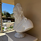 imagem do produto Busto Confúcio em Mármore Branco 75cm - BMP086