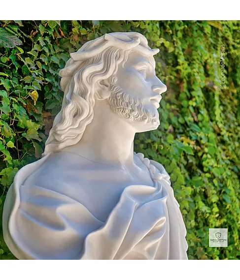 imagem de Busto de Jesus Cristo em Mármore Branco 79cm BMP061 Escultura Sacra Sofisticada