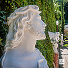 imagem do produto Busto de Jesus Cristo em Mármore Branco 79cm BMP061 Escultura Sacra Sofisticada