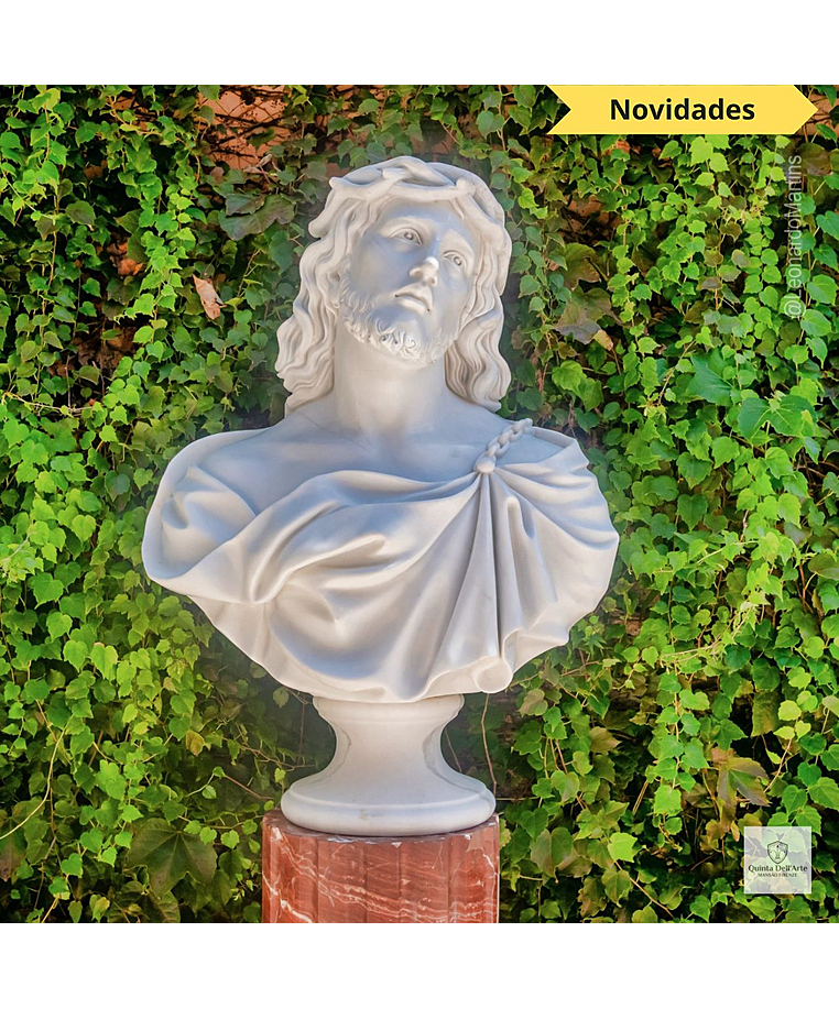 imagem do produto Busto de Jesus Cristo em M�rmore Branco 79cm - BMP061