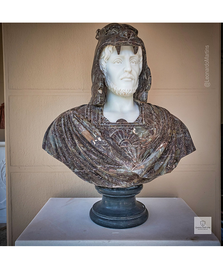 imagem do produto Busto em M�rmore de H�rcules VII 83cm - BMP043