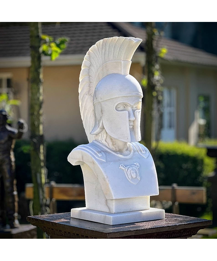 imagem do produto Busto Espartano em Mármore Branco 82cm BMP072 Força e Honra
