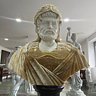 imagem do produto Busto Hércules IV em Mármore 80cm BMP036 Força e Grandiosidade