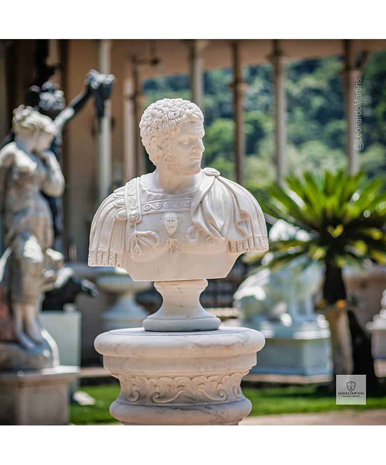 imagem do produto Busto Imperador Caracala em Mármore Branco 60cm BMP066 Escultura Clássica de Alto Padrão