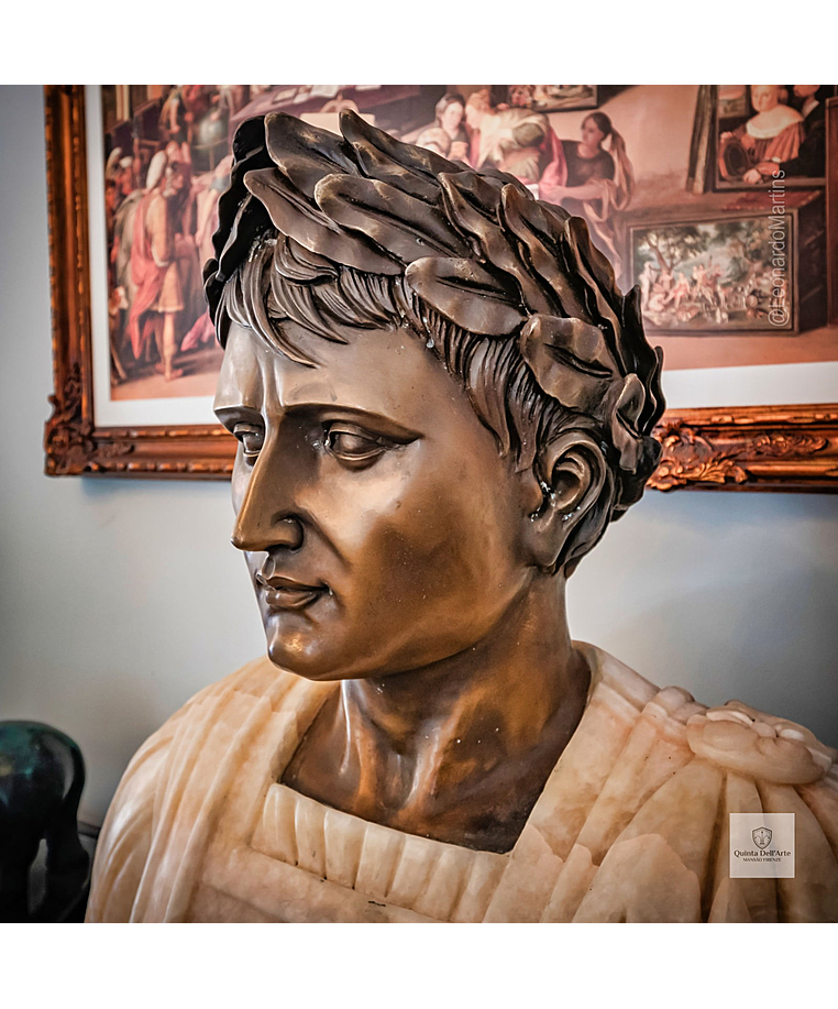 imagem do produto Busto Imperador Romano C�sar em M�rmore Color e Bronze 80cm - BMP073