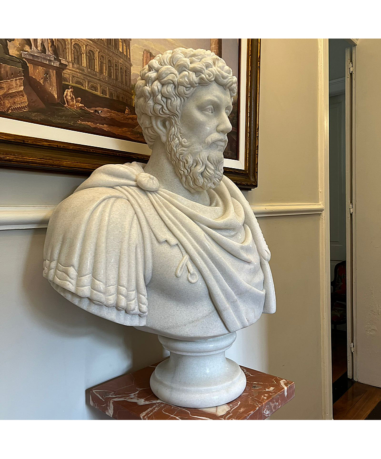 imagem do produto Busto Marco Aurélio em Mármore Branco 80cm BMP047 Elegância Atemporal