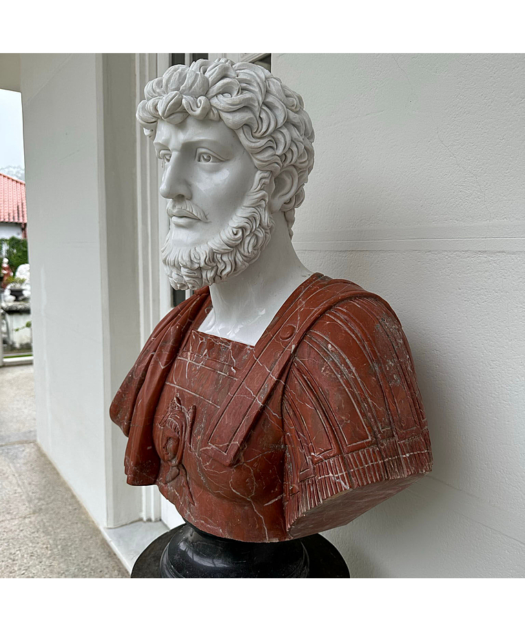 imagem do produto Busto Romano em Mármore 79cm BMP034 Escultura Clássica e Sofisticada