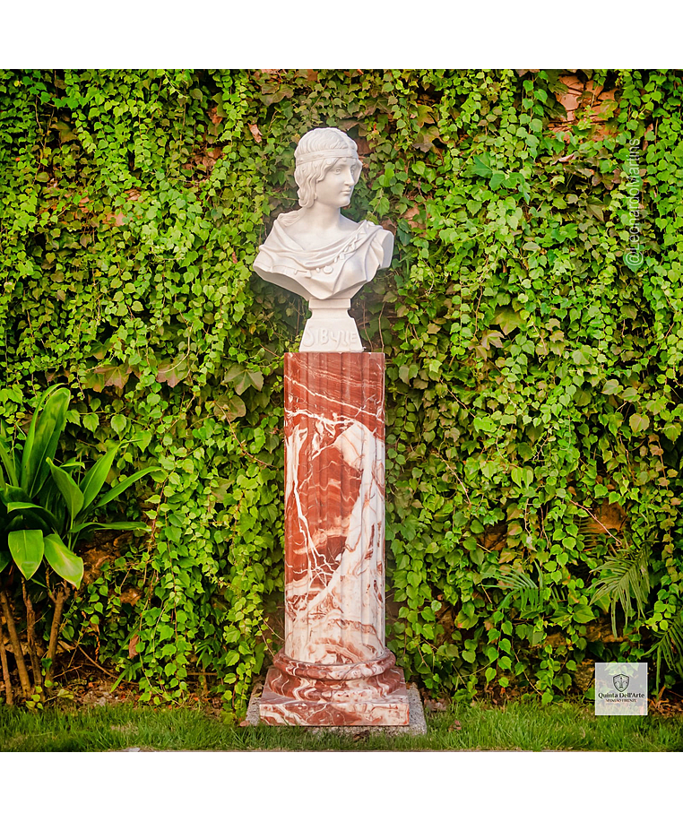 imagem do produto Busto Sibylle em Mármore Branco 64cm BMP071 Elegância Clássica