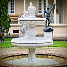imagem do produto Chafariz 2 Pratos em Mármore Branco 210cm - FMP355 Elegância e Sofisticação