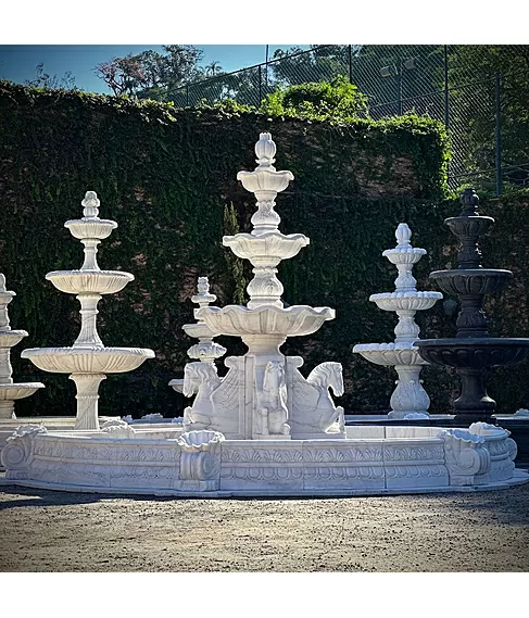 imagem de Chafariz 3 Pratos com Lago e Cavalos  Mármore 300cm - FMP210 Alto Padrão