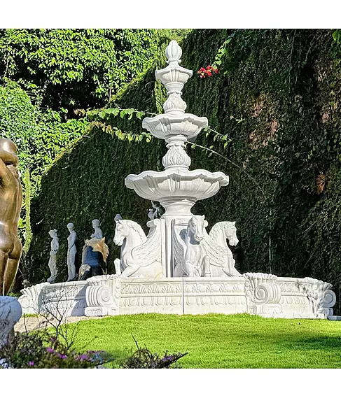 imagem de Chafariz 3 Pratos com Lago e Cavalos  Mármore 300cm - FMP210 Alto Padrão