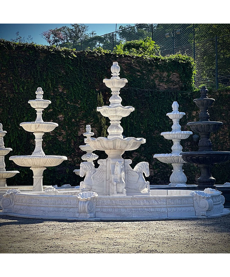 imagem do produto Chafariz 3 Pratos com Lago e Cavalos  Mármore 300cm - FMP210 Alto Padrão