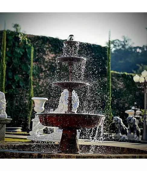 imagem de Chafariz de Ferro Fundido para Jardins 4 Bacias 210cm - FF040 Imponência e Elegância