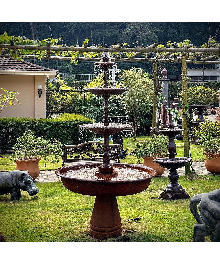 imagem do produto Chafariz de Ferro Fundido para Jardins 4 Bacias 210cm - FF040 Imponência e Elegância