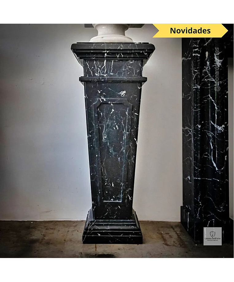 imagem do produto Coluna B�rgamo em M�rmore Preto 100cm - VRMP359