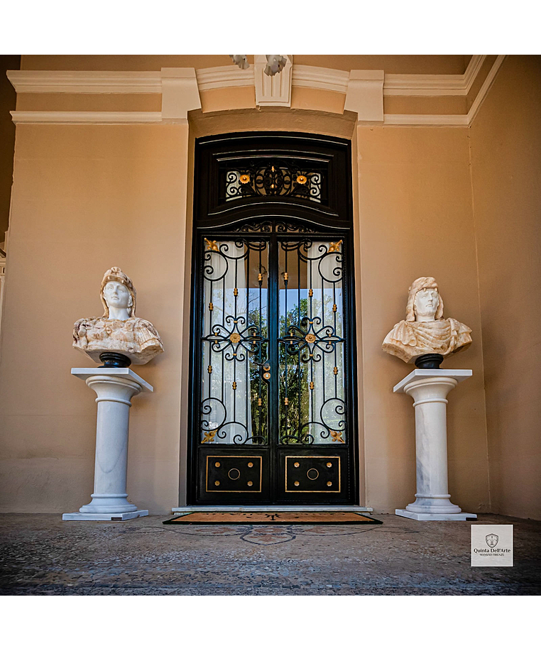 imagem do produto Coluna em Mármore Branco 103cm VRMP431 Elegância Clássica