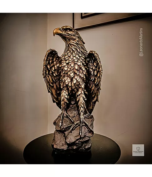 imagem de Escultura Águia Real em Bronze 60cm EBZ751 Força e Elegância Natural