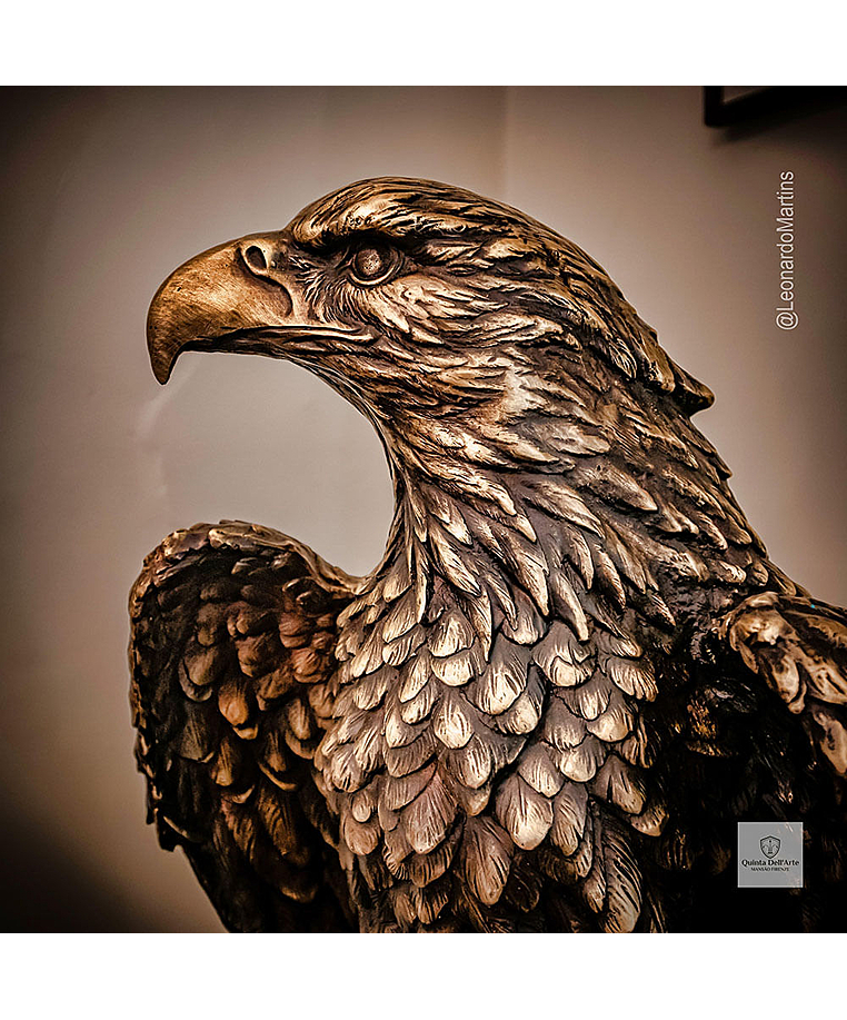 imagem do produto Escultura Águia Real em Bronze 60cm EBZ751 Força e Elegância Natural