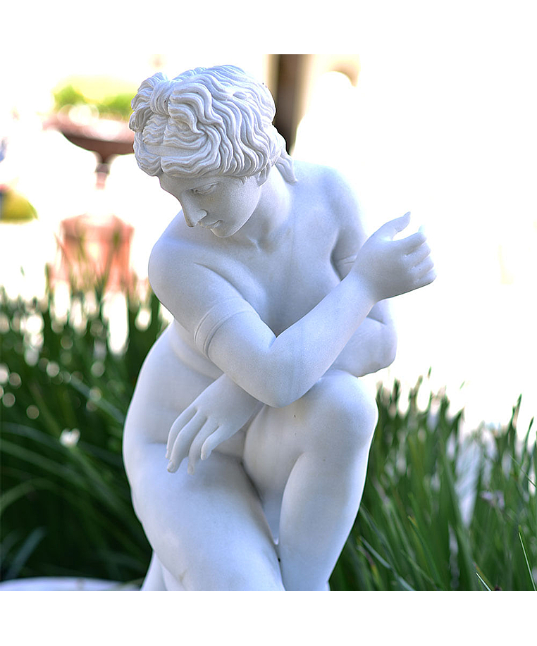 imagem do produto Escultura Afrodite Agachada 87cm - Emp447