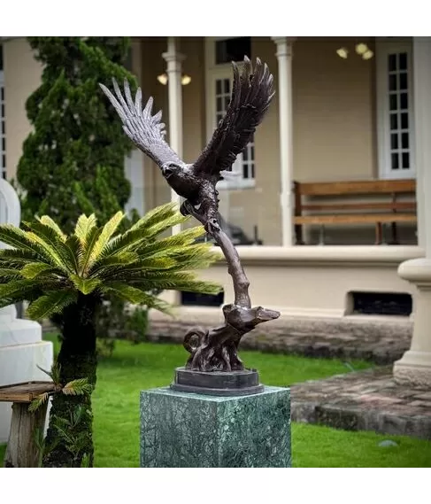 imagem de Escultura �guia de Bronze 120cm - EBZ397