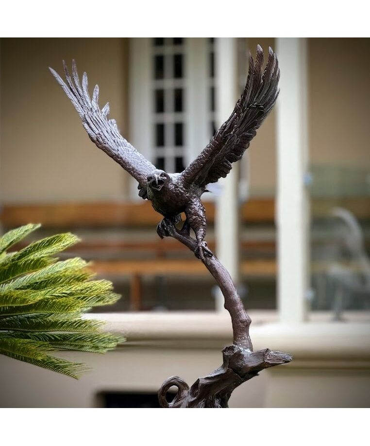 imagem do produto Escultura �guia de Bronze 120cm - EBZ397