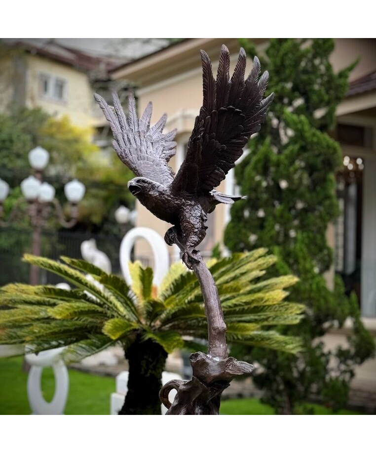 imagem do produto Escultura �guia de Bronze 120cm - EBZ397