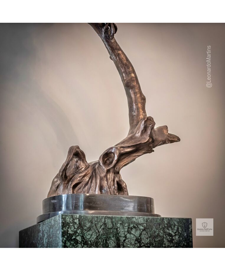 imagem do produto Escultura �guia de Bronze 120cm - EBZ397