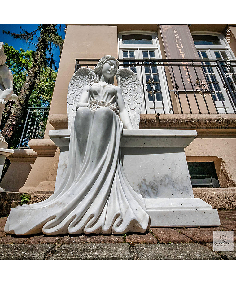 imagem do produto Escultura Anjo Sereno M�rmore Branco 110cm - EMP747