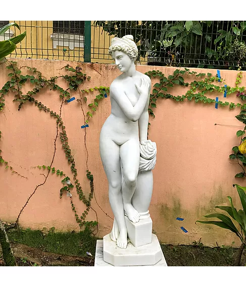 imagem de Escultura Banhista 160cm  EMP468 Para Jardins e Áreas Externas