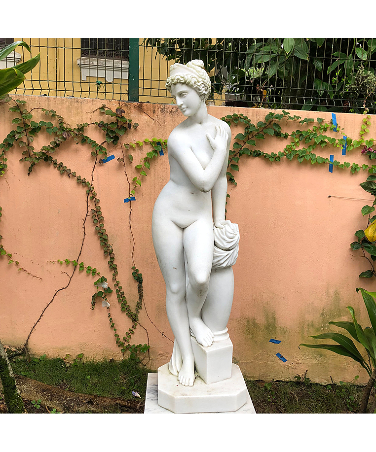 imagem do produto Escultura Banhista 160cm  EMP468 Para Jardins e Áreas Externas