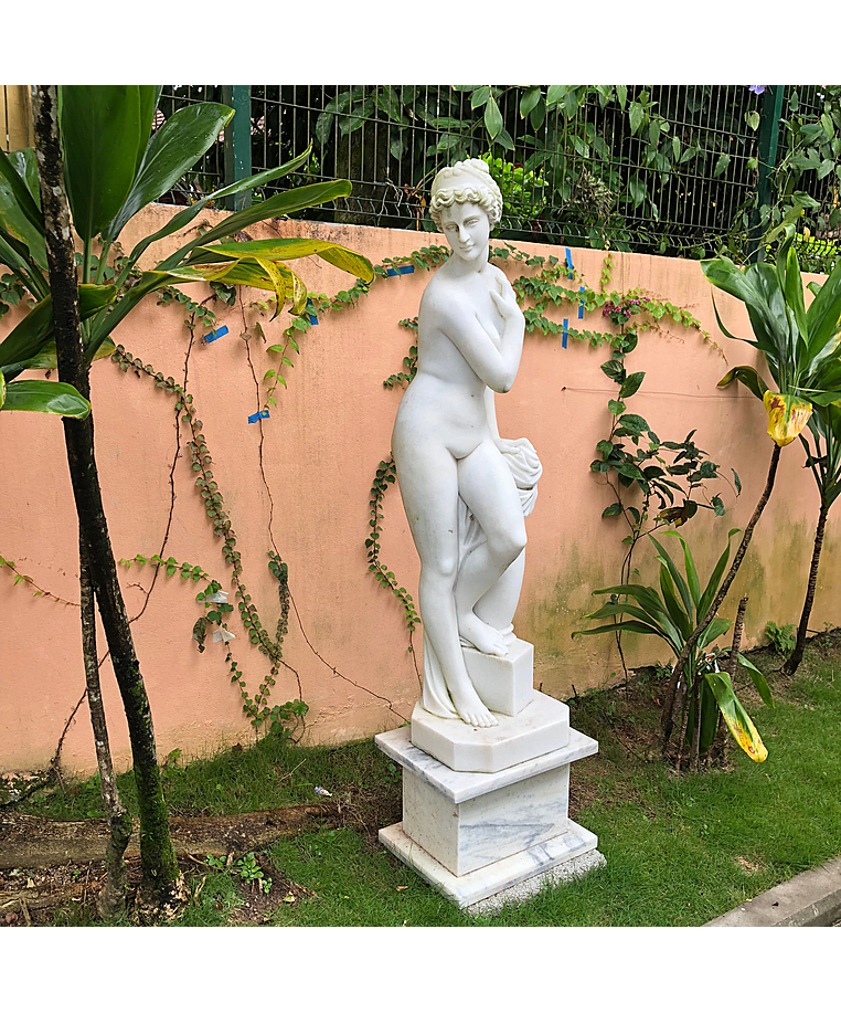 imagem do produto Escultura Banhista 160cm  EMP468 Para Jardins e Áreas Externas