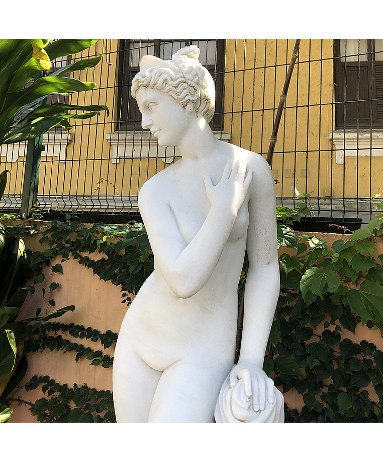 imagem do produto Escultura Banhista 160cm  EMP468 Para Jardins e Áreas Externas