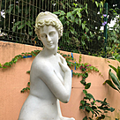 imagem do produto Escultura Banhista 160cm  EMP468 Para Jardins e Áreas Externas