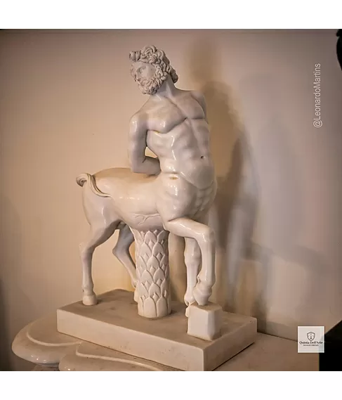 imagem de Escultura Centauro em Mármore Branco 50cm EMP614 Arte e Mitologia