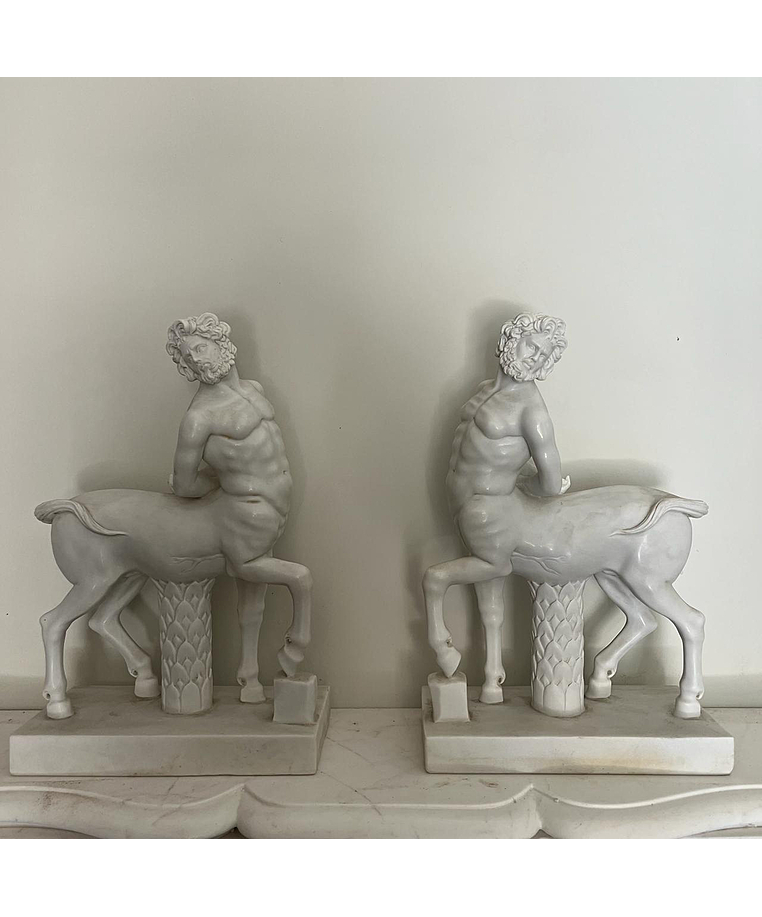 imagem do produto Escultura Centauro em Mármore Branco 50cm EMP614 Arte e Mitologia