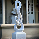 imagem do produto Escultura Contorno da Realeza M�rmore Branco 120cm - EMP734