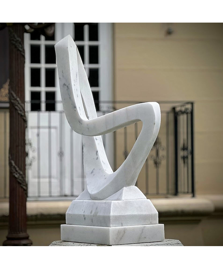 imagem do produto Escultura Curva Eterna M�rmore Branco 100cm - EMP744
