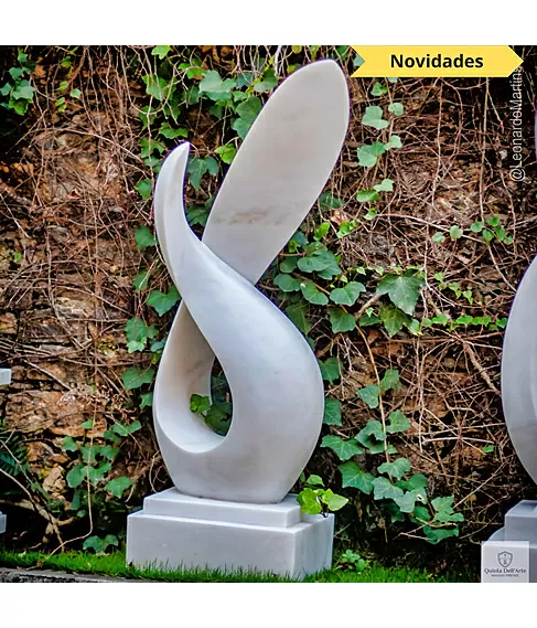 imagem de Escultura Curva Majestosa Mármore Branco 120cm - EMP729 Design Sofisticado