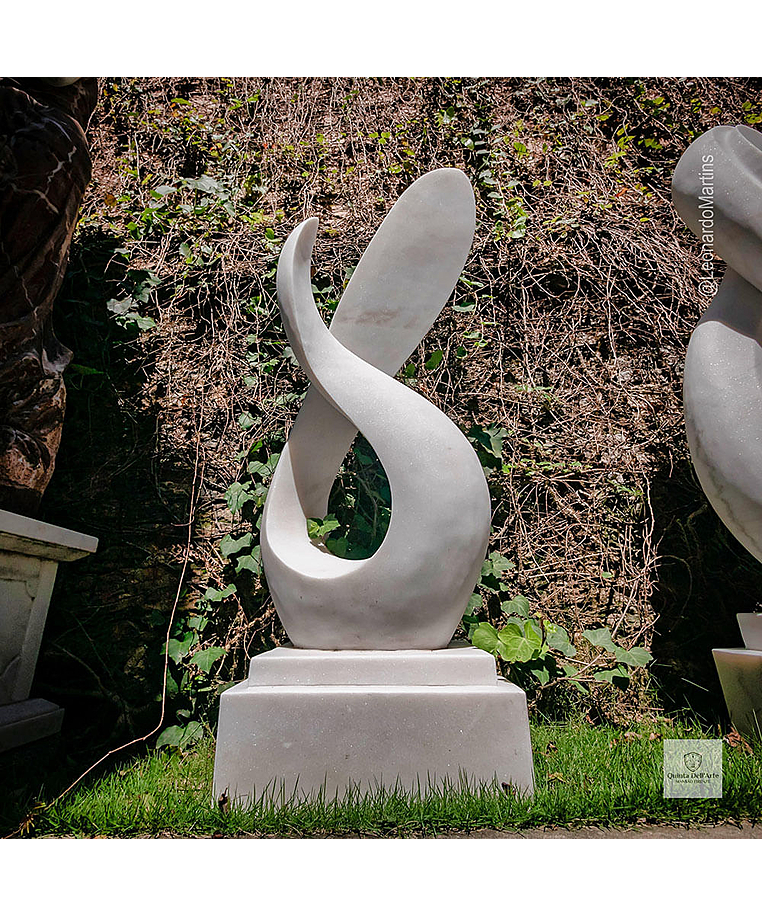 imagem do produto Escultura Curva Majestosa Mármore Branco 120cm - EMP729 Design Sofisticado