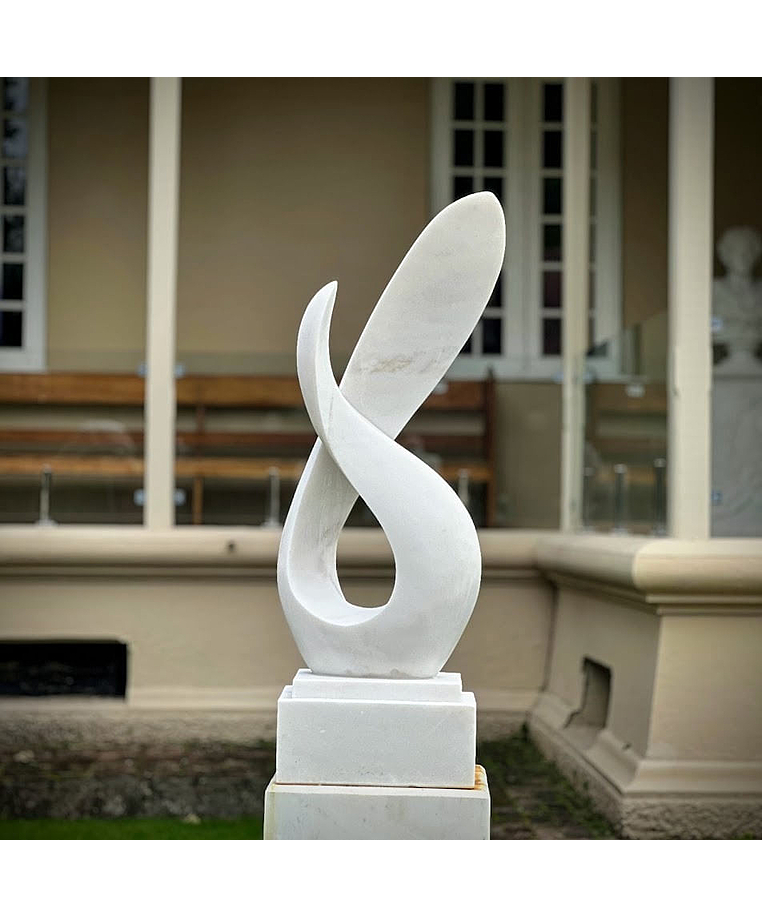 imagem do produto Escultura Curva Majestosa Mármore Branco 120cm - EMP729 Design Sofisticado