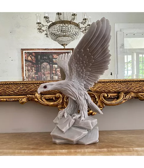 imagem de Escultura de �guia 33cm - VRML063