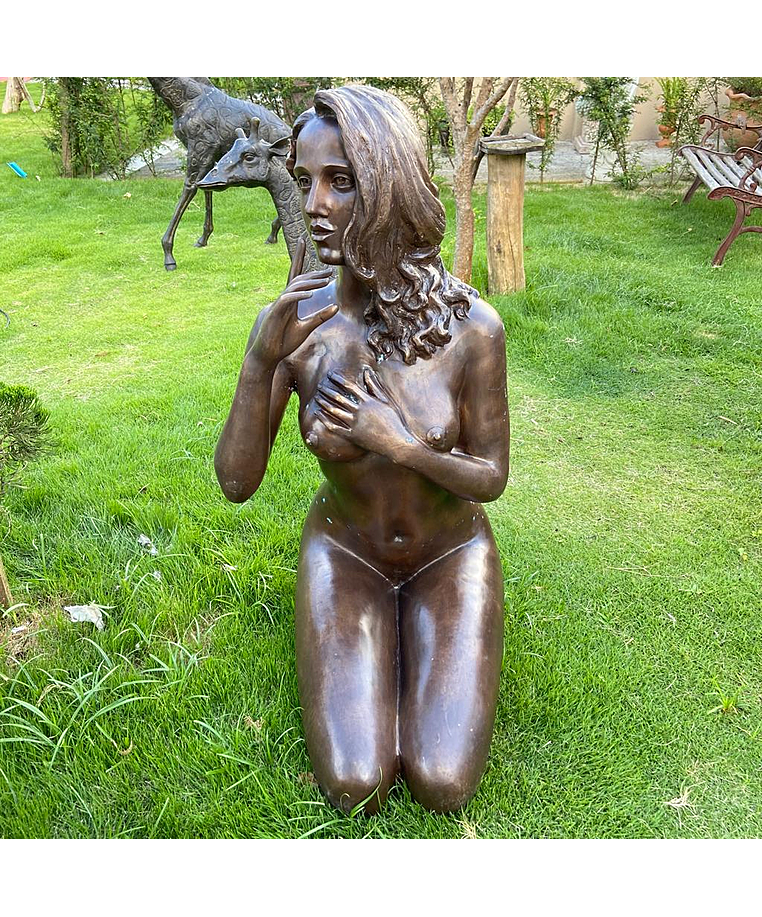 imagem do produto Escultura de Bronze a Voz do Silêncio 106cm - EBZ573 Elegância Artística