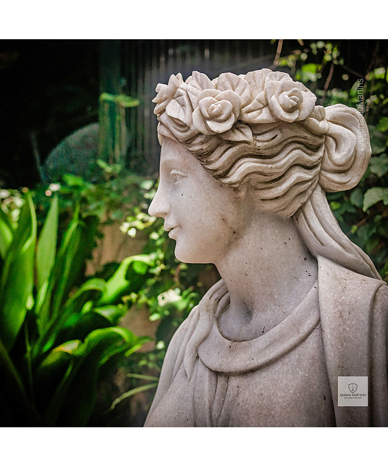 imagem do produto Escultura Demeter em Mármore 160cm - EMP482 Projetos de Paisagismo