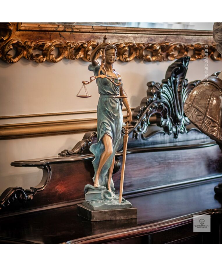 imagem do produto Escultura Deusa da Justiça em Bronze 72cm - EBZ759