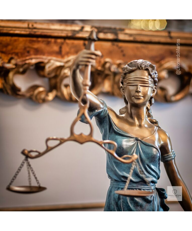 imagem do produto Escultura Deusa da Justiça em Bronze 72cm - EBZ759