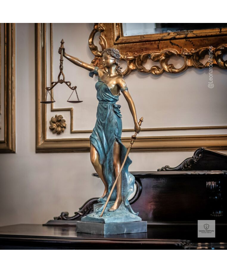 imagem do produto Escultura Deusa da Justiça em Bronze 72cm - EBZ759