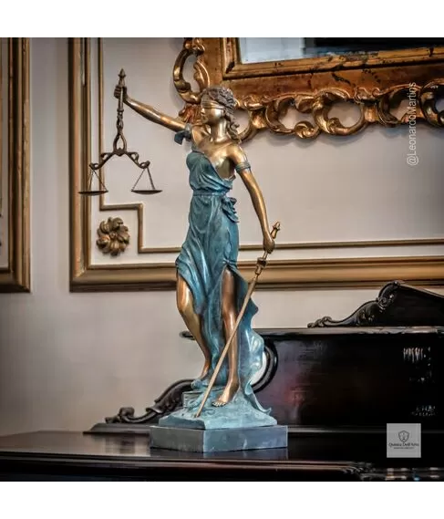 imagem de Escultura Deusa da Justi�a em Bronze 72cm - EBZ759
